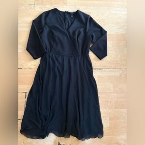 LANE BRYANT Little Black Dress Size 16 Women Plus Curvy Knee Length V-neck B5